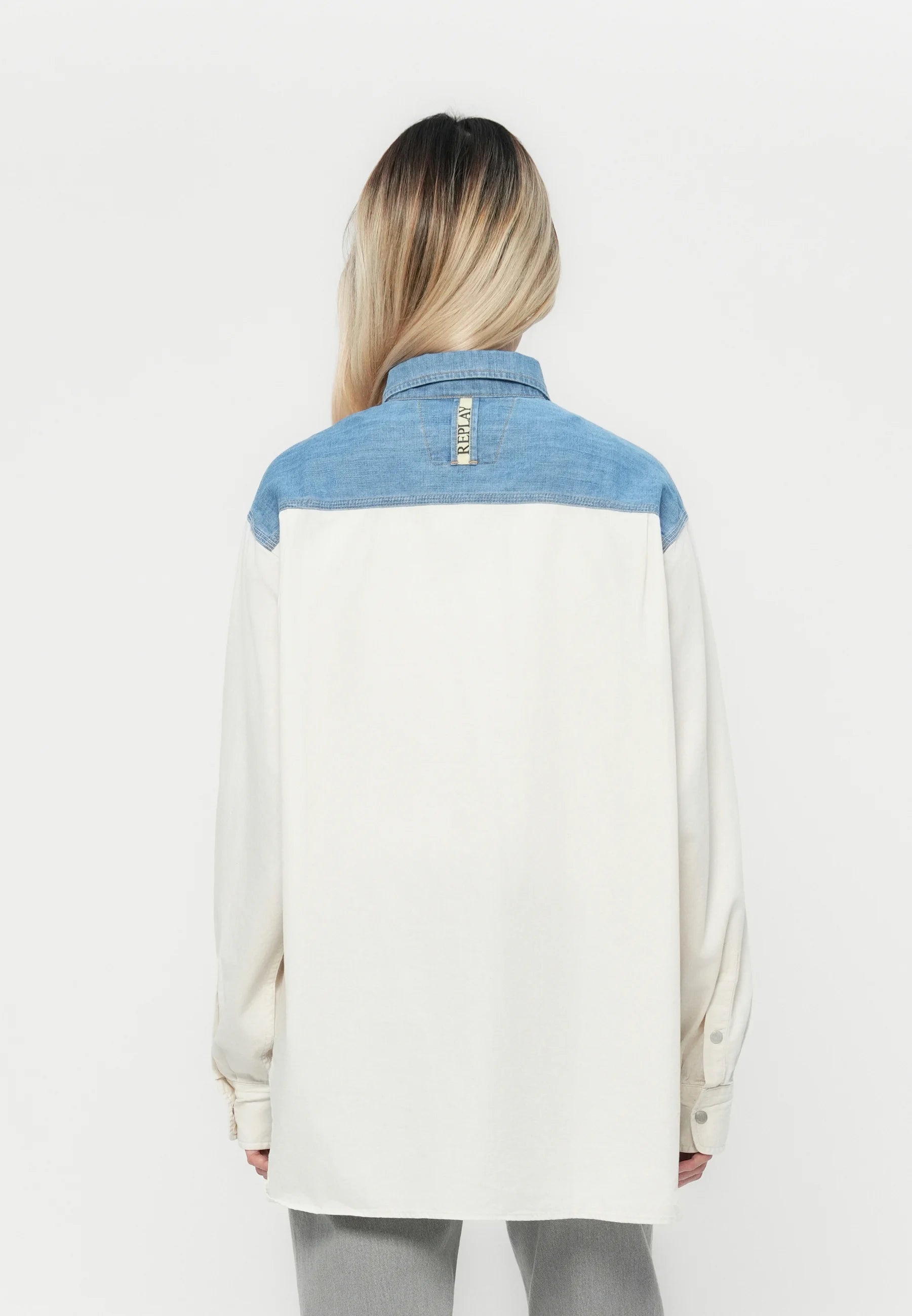 Replay SHIRT - Button-down blouse - winter white/light blue