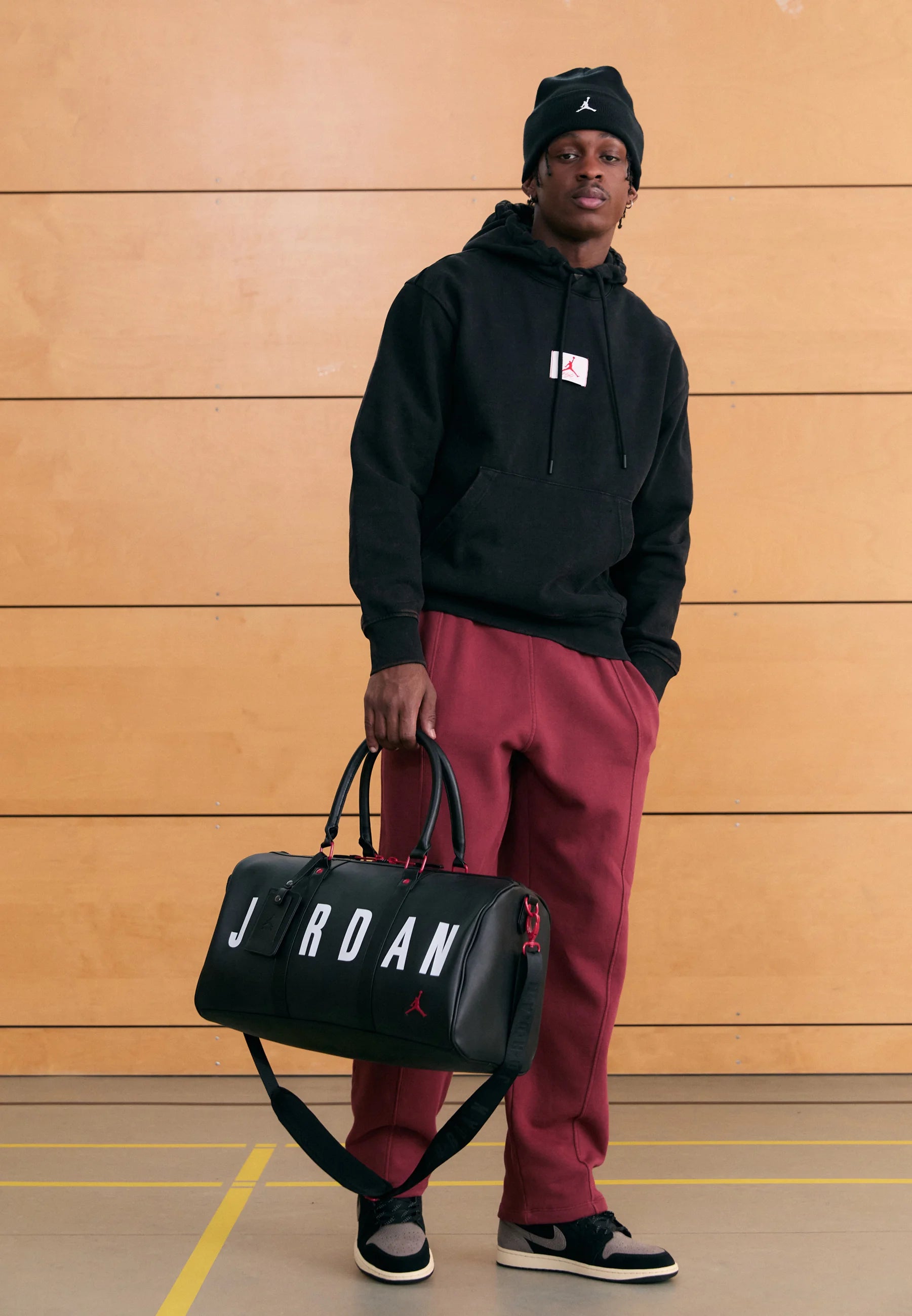 Jordan JUMPMAN DUFFLE UNISEX - Sports bag - black/white